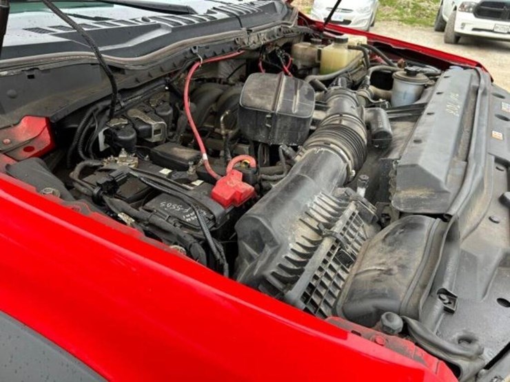 2020-ford-f550-xl-image-20