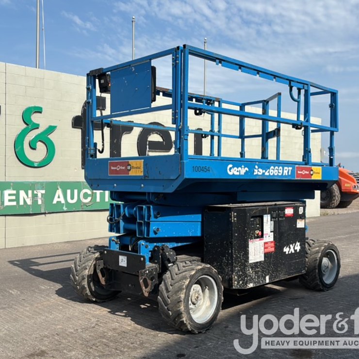 2015 GENIE GS2669RT