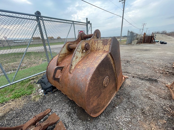 #5001-•-excavator-bucket-image-5
