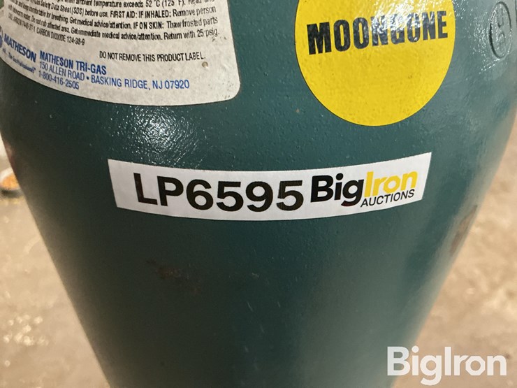 moongone-bottle-image-14
