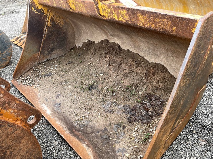 #5028-•-excavator-bucket-image-1