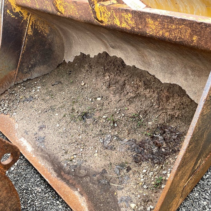 #5028 • Excavator Bucket