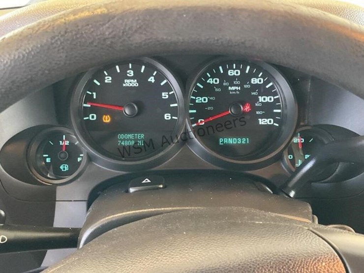 2013-chevrolet-silverado-1500-image-17