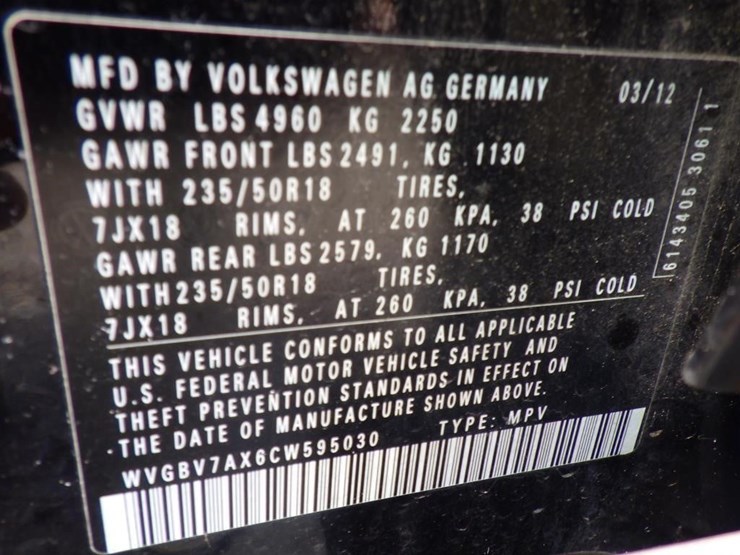 2012-volkswagen-tiguan-image-16