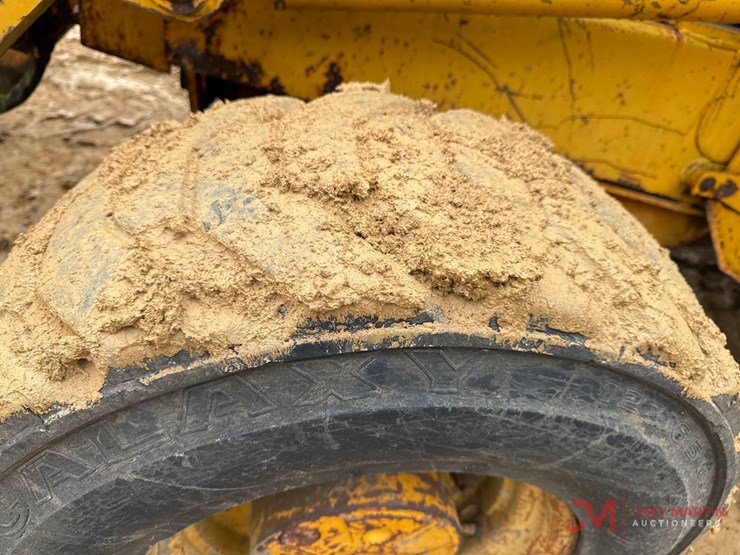 1992-john-deere-310d-image-6