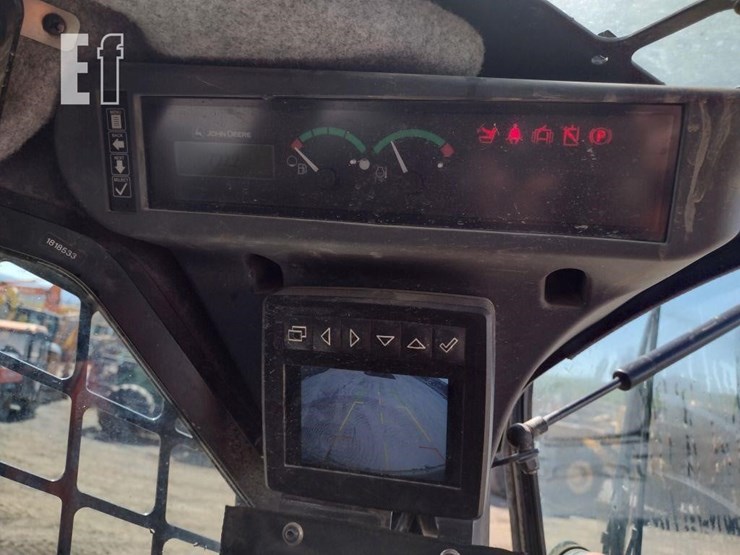 2023-deere-325g-image-7