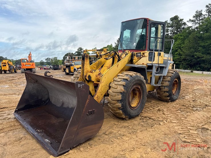 1998-komatsu-wa250-3l-image-4