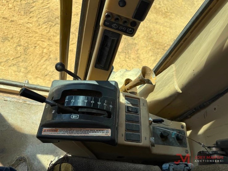 1996-caterpillar-140h-vhp-image-19