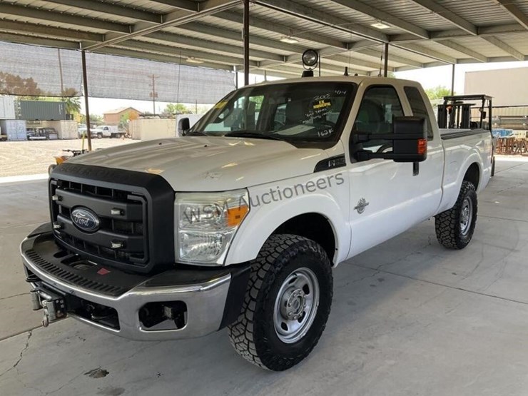 2015-ford-f350-image-4