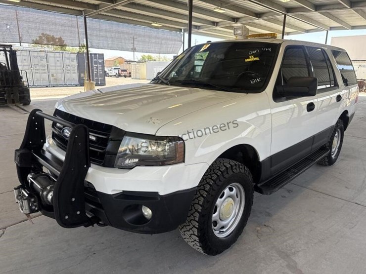 2017-ford-expedition-image-4