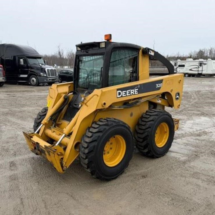 2007 JOHN DEERE 328