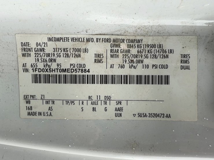 2021-ford-f550-xl-image-27