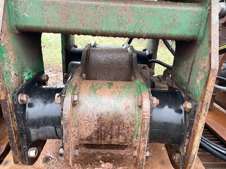 #5037-•-hydraulic-plate-compactor-attachment-image-3