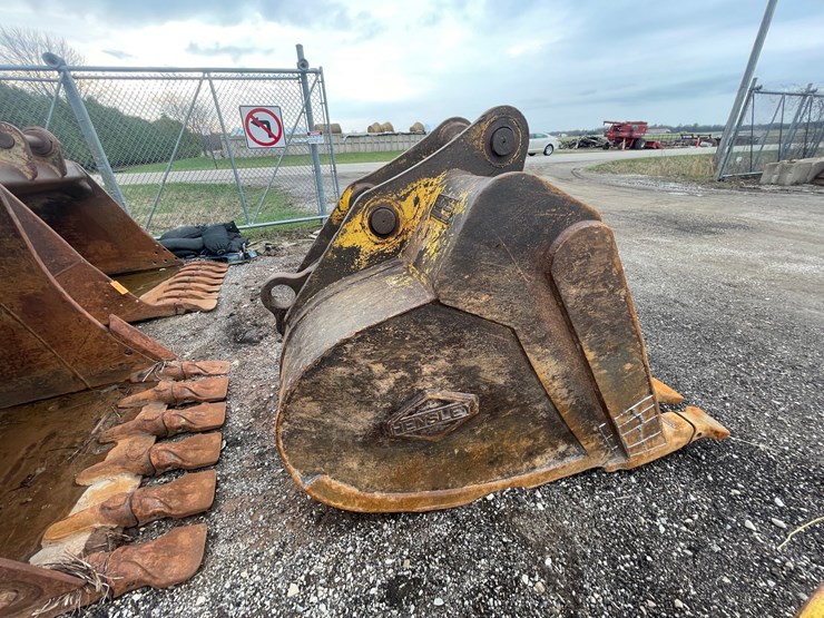 #5008-•-excavator-bucket-image-6