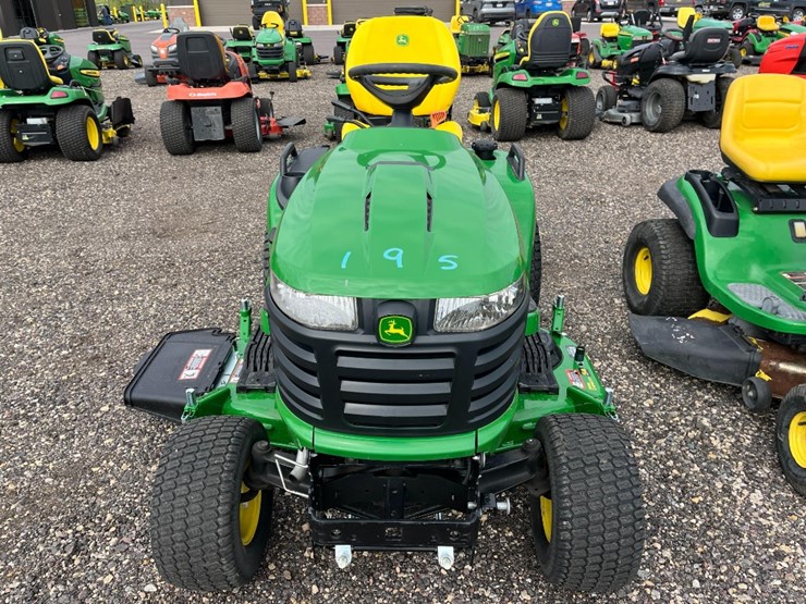 john-deere-x730-image-2