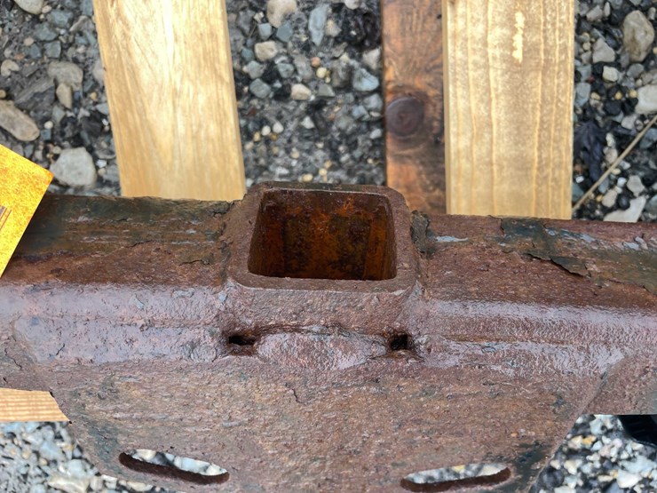#5089-•-(2)-ford-truck-hitches-image-7