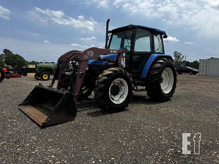 new-holland-7635-image-1
