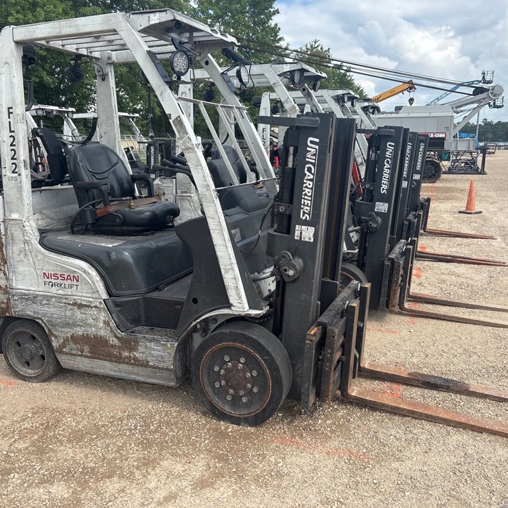 #16266 • 2015 NISSAN CF50LP FORKLIFT