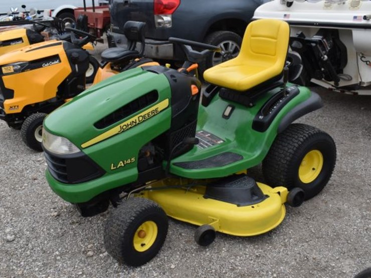 john-deere-la145-image-2