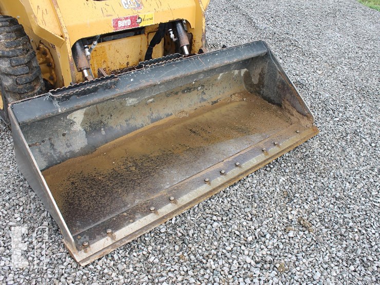 caterpillar-236d3-image-8