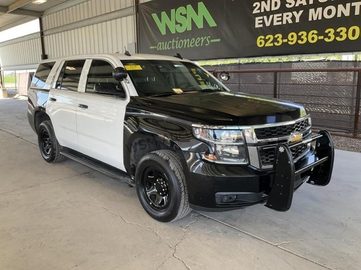 2018-chevrolet-tahoe-image-2