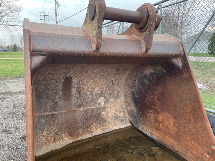 #5001-•-excavator-bucket-image-11