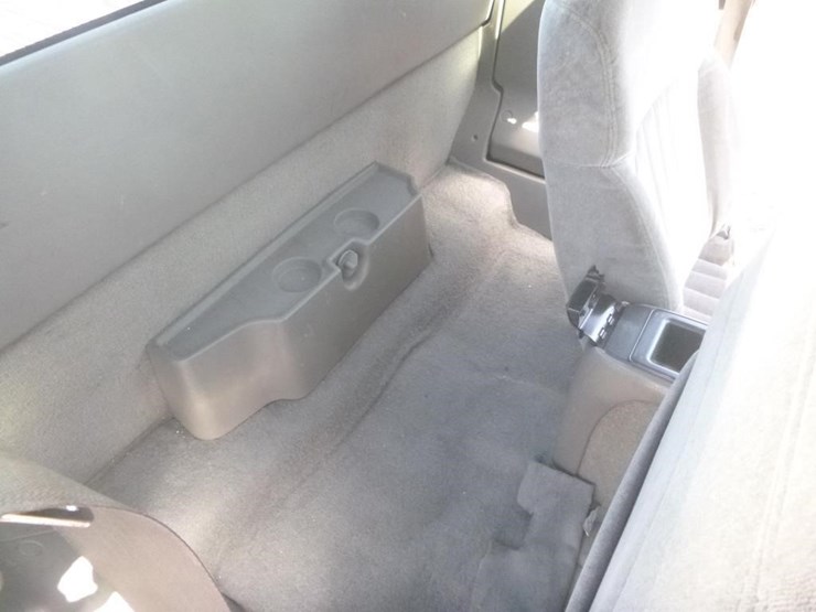 1998-chevrolet-s10-image-8