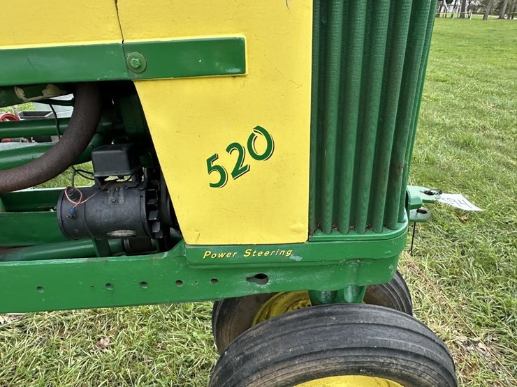 john-deere-520-image-6