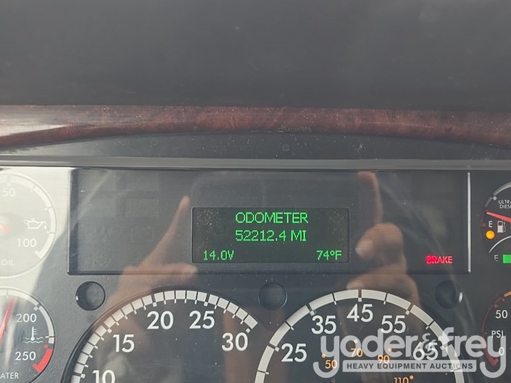 2019-freightliner-108sd-image-72