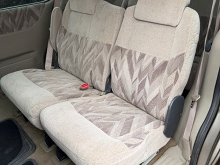 1999-chevrolet-venture-image-5