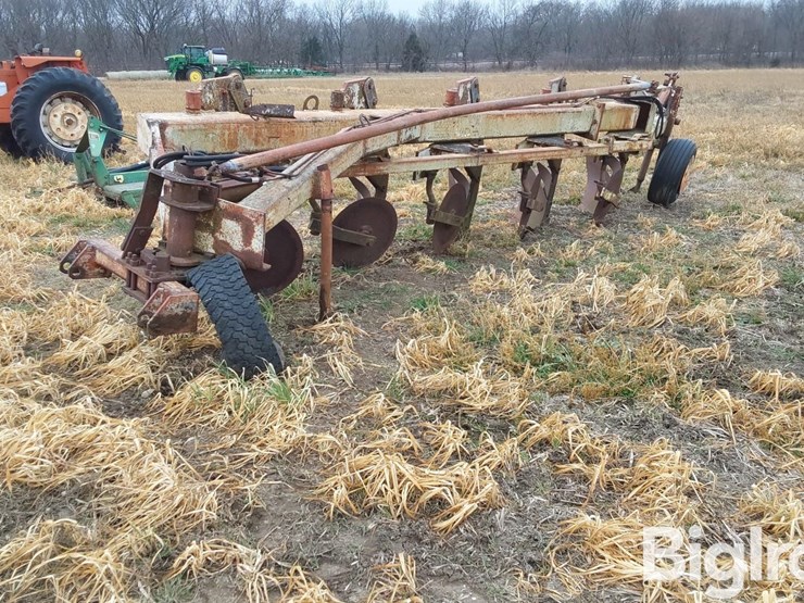 dmi-5-bottom-variable-width-semi-mounted-plow-image-7