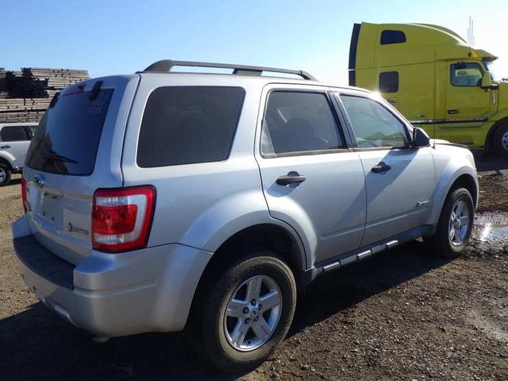 2009-ford-escape-image-4