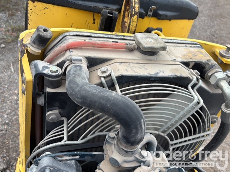 2018-bomag-bmp8500-image-22