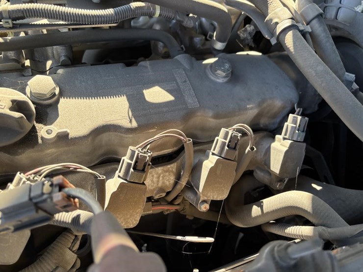 2020-caterpillar-2c6000-image-31