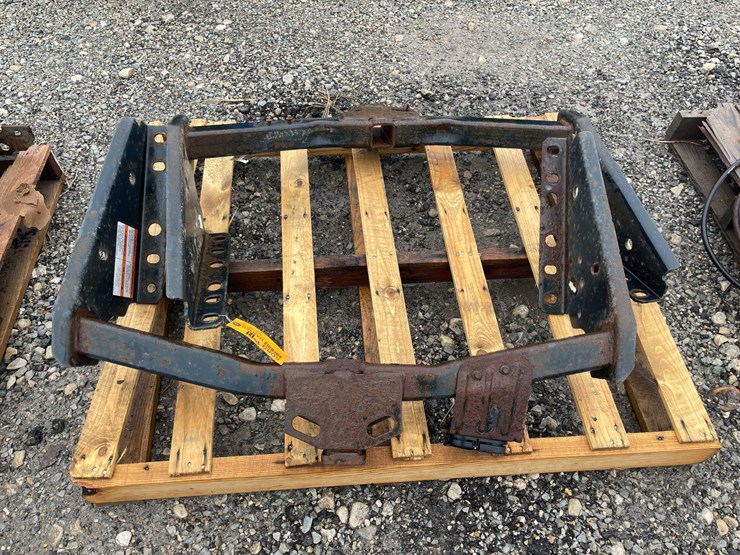 #5089-•-(2)-ford-truck-hitches-image-1