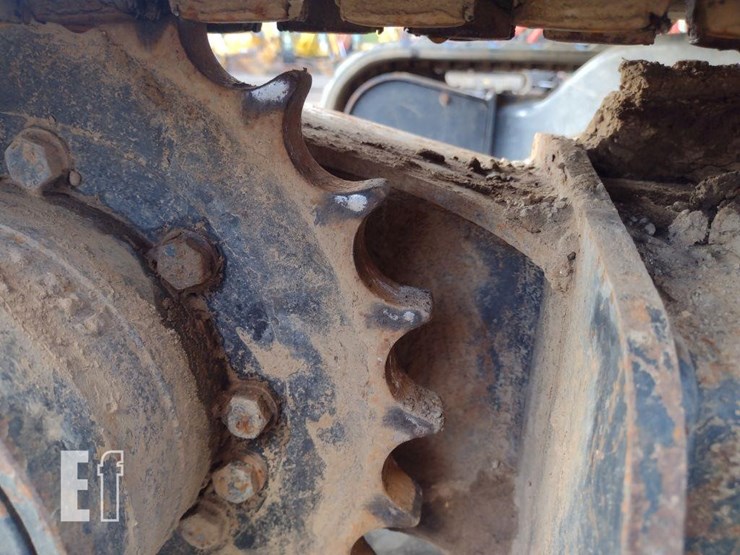 2018-deere-35g-image-31