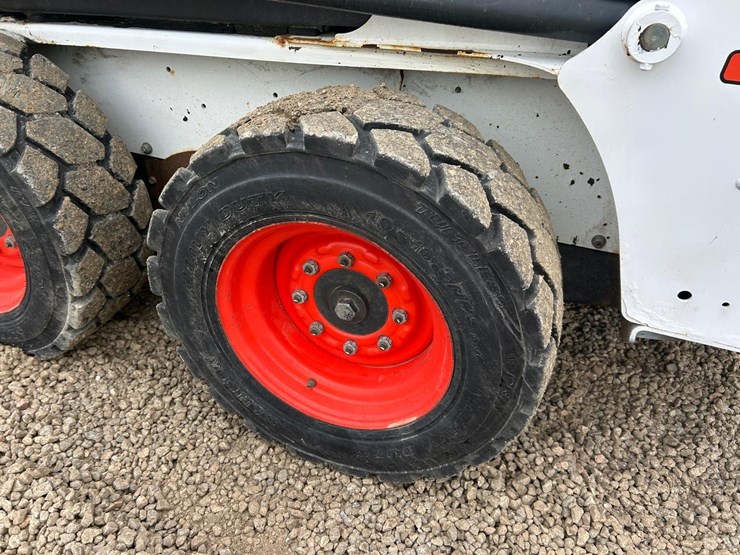 2016-bobcat-s450-image-15