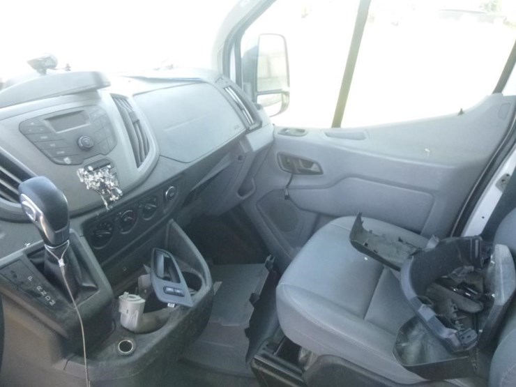 2017-ford-transit-image-11