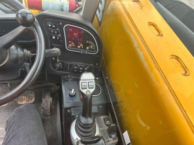 jcb-505-20-image-19