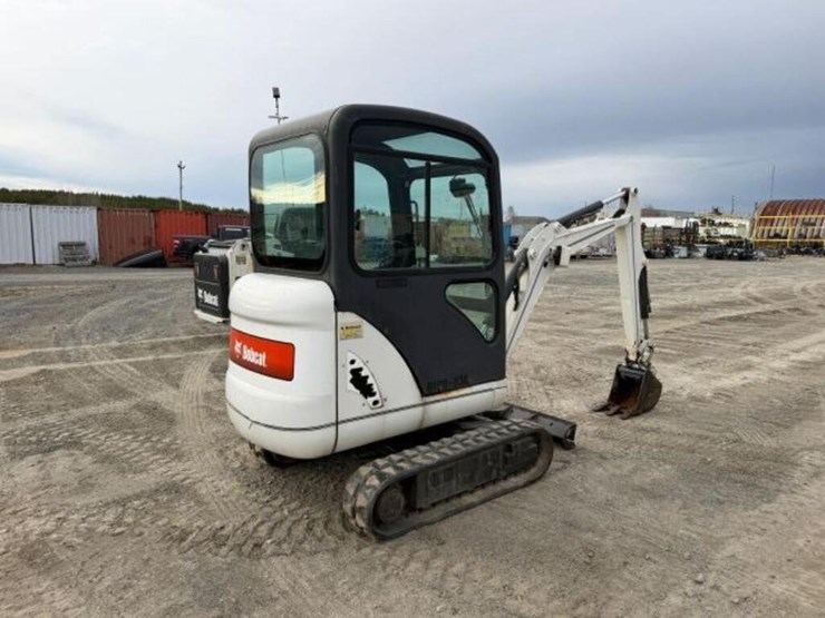 2013-bobcat-324-image-4