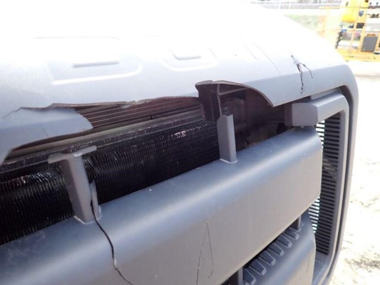 2012-ford-f550-xl-image-47