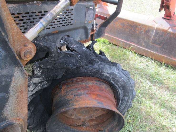 kubota-la513-image-14