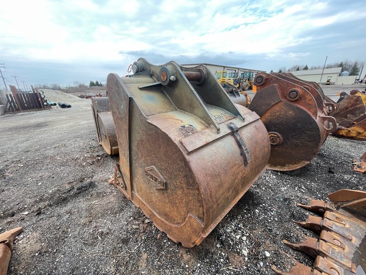 #5007-•-excavator-bucket-image-3