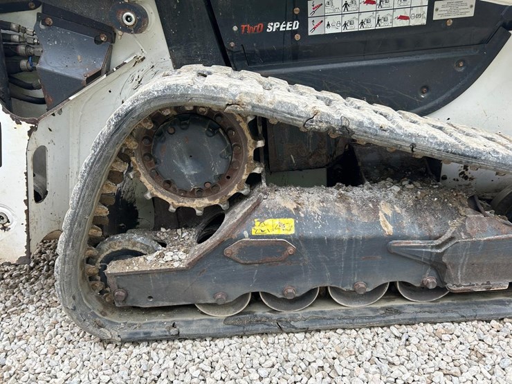 2020-bobcat-t66-image-13