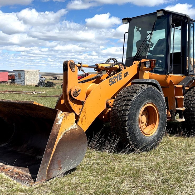 1997 CASE 621B