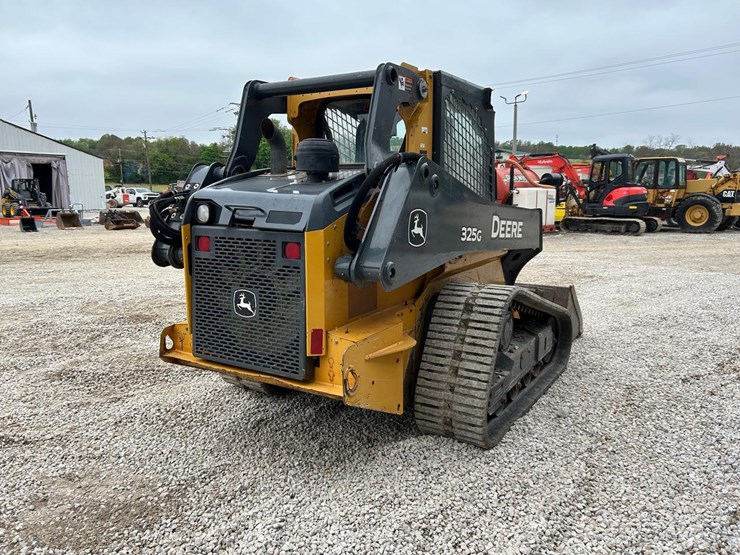 2019-deere-325g-image-4