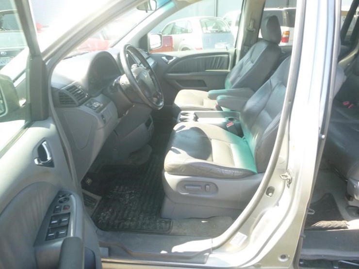 2006-honda-odyssey-image-7