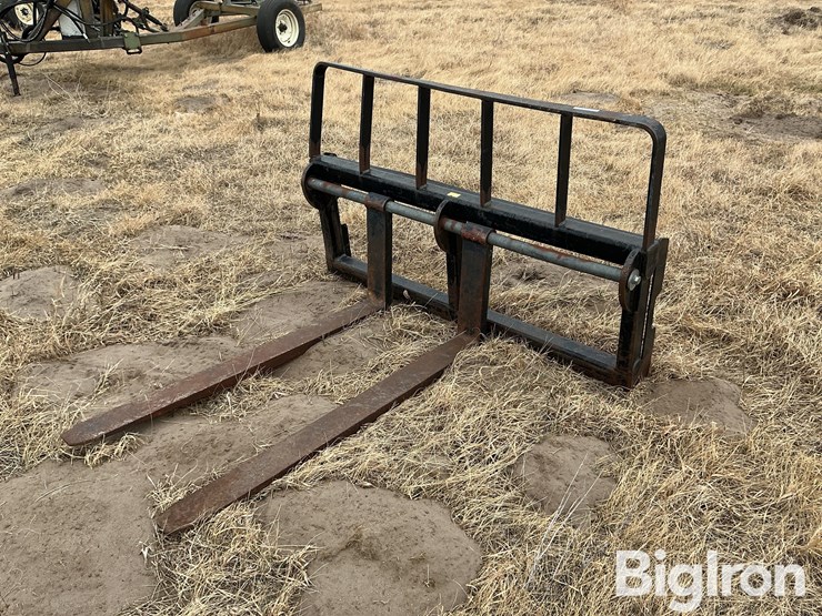 pallet-forks-image-1