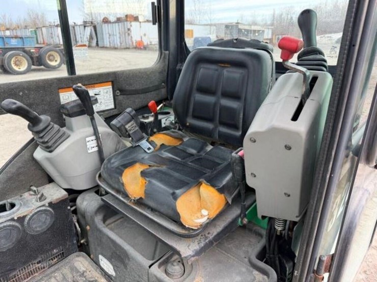 2013-bobcat-324-image-15
