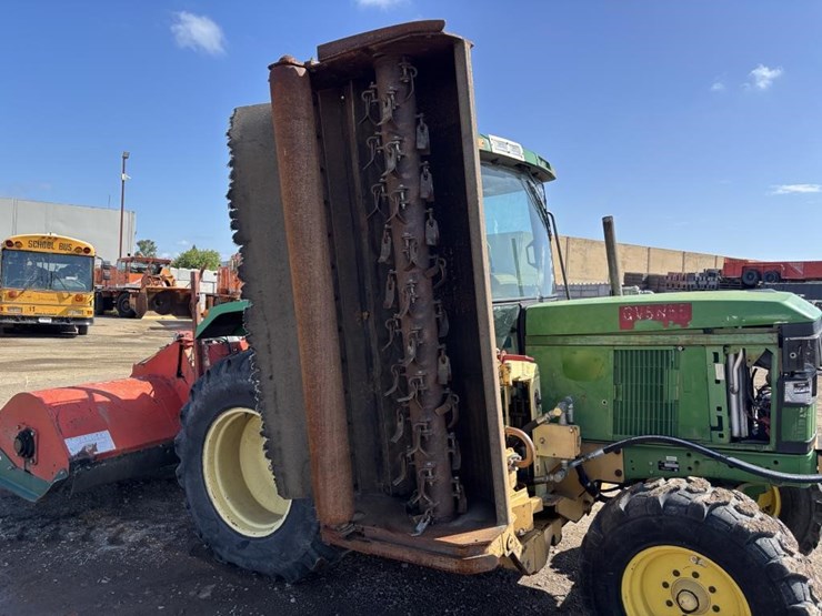 john-deere-6410-image-9